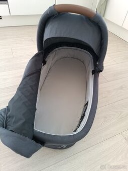 Britax Romer Smile III hluboká korba