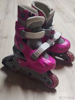 Dětské rostoucí kolečkové brusle Worker Polly 26-29