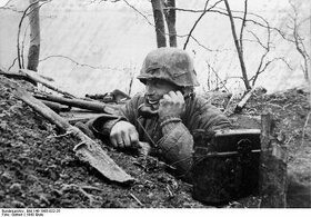 Wehrmacht ORIGINÁL FUNKČNÍ polní telefon