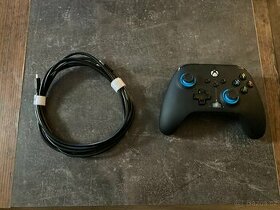 Microsoft Xbox Series Wired Controller Black
