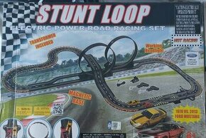 Autodráha Carrera Stunt Loop racing set