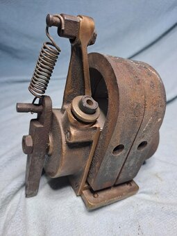 Brnkací magneto nízkonapěťové na stabilní motor