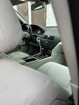 Mercedes benz c320 165kw
