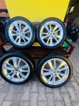 Alu kola letní sada 17” originál Škoda Octavia III