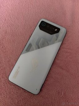 Herní telefon Asus Rog phone 7