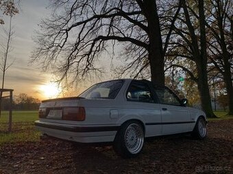 BMW E30 318Is