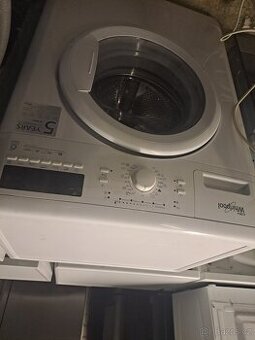 Pračka Whirlpool