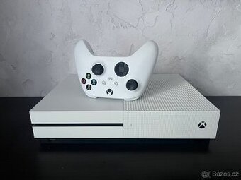 Xbox One S 500GB + 3 hry