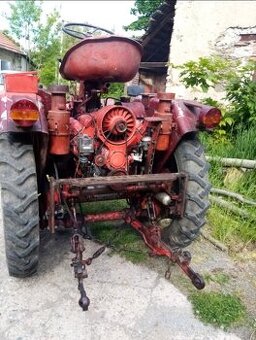Traktor Rs-09 Gt-124 Rs 09 RS09 4 válec.