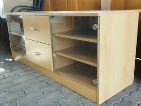 Skříň pod TV - 1