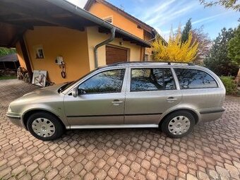 Škoda octavia 1