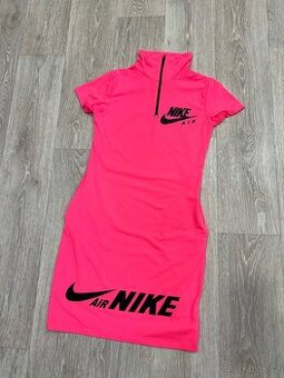 Dámské/dívčí růžové šaty Nike M
