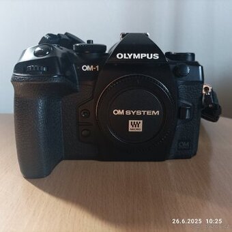 Prodám fotoaparát OM System OM1 mark I