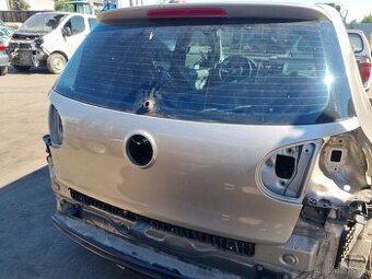 Volkswagen golf 5 - dveře, levý blatník zlatá barva