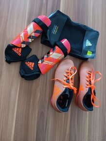 Adidas kopačky vel. 32 a chrániče XS