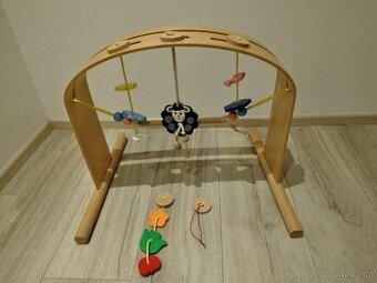 Dřevěná hrazdička Evy Kiedroňove KennyShop