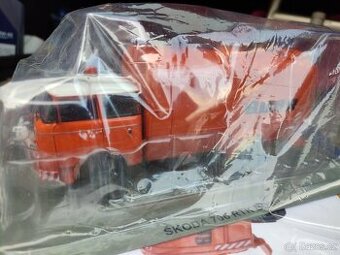 Deagostini (Kultovní náklaďáky) - Škoda 706 BOBR 1/43