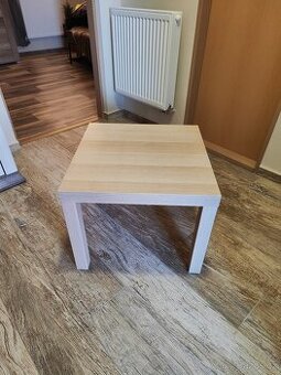 Stoleček IKEA LACK