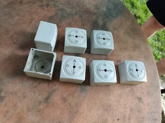 Retro keramické kryty na vypínač