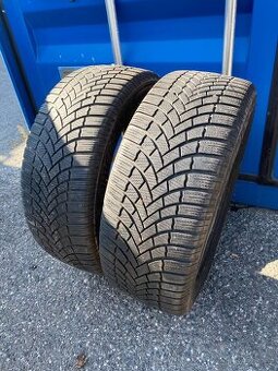 Zimní pneu 215/55 R17 98H Bridgestone 5mm