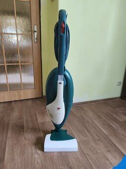 Prodám Vysavač VORWERK KOBOLD 136 s elektronickou klepaci hl