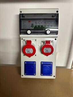 Zásuvková skříň SCAME 2x400V 2x230V