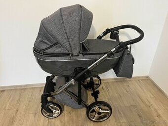 Dětský kombinovaný kočárek