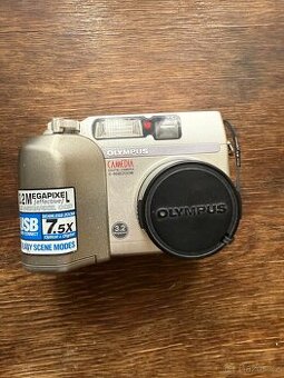 OLYMPUS Camedia C-3020 ZOOM