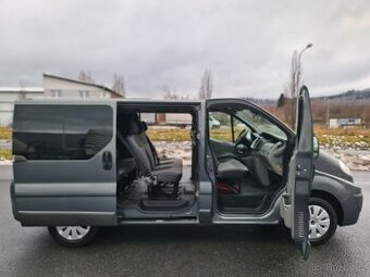 RENAULT TRAFIC 2.0 DCi 9-MÍST DIGI-KLIMA NAVI 2xŠOUP 109TKM