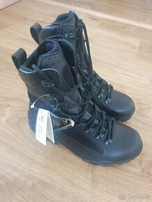 Boty polní lehké 2011 goretex