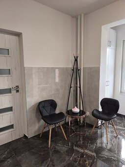 Kadeřnické křeslo