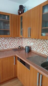 Prodám rohovou  kuchyňskou linku