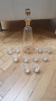 Karafa s odlivkami Borocrystal, Brusel