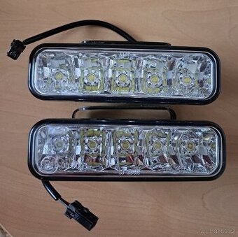 Světla pro denní svícení DRL-2x5 LED.12/24V.