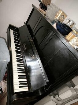 Klavír Lídl Velík