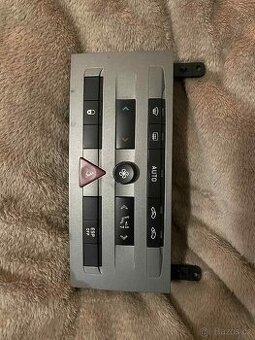 Panel ovládání Peugeot 407