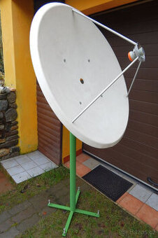 Parabola středová 100 cm s LNB pro satelitní příjem i AMA