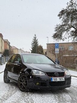 Prodám sadu litých kol R18 s pneumatikami