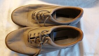 Plátěné Tommy Hilfiger 44 - 2.pár