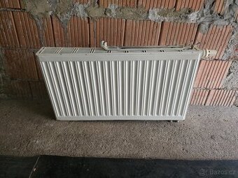 Prodám radiatory jeden I nový