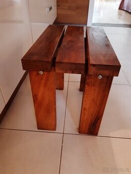 Stolička z tvrdého dřeva - 1