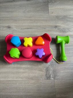 Zatloukačka s tvary Playgro