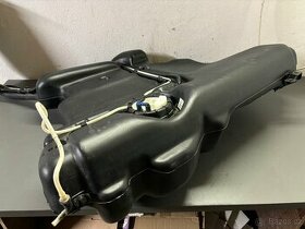 Octavia 1 palivová nádrž, palivové čerpadlo