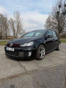 VW golf GTI 2.0 TSI 155kw 66tis Najeto