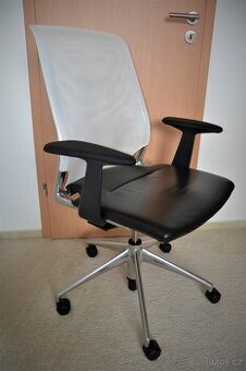 Kancelářská židle Vitra Alberto Meda Chair Bílá PC 43 000,-