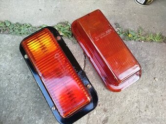 Zadní světlo a plast zadního světla DDR veterán