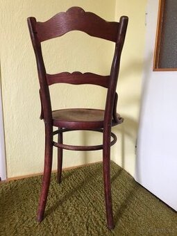 Dřevěná židle Thonet, r. 1889