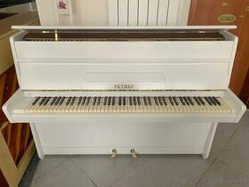 Klavír - české bílé piano Petrof 009PB