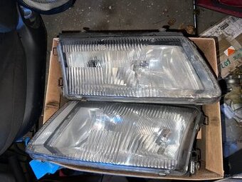 Prodám přední světlomety a blikače VW Passat B5 originál VW
