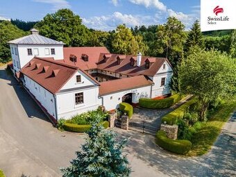 Prodej vily 1640 m2, Sádek